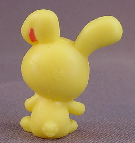 Shopkins Yellow Petkins Bunny Rabbit PVC Figure, 1 1/4 Inches Tall, Happy Places, Season 5