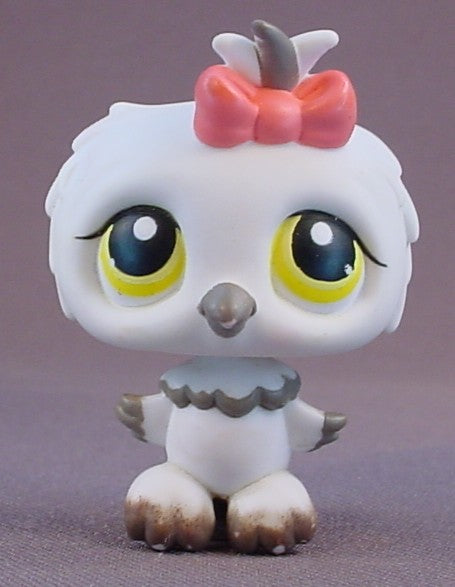 Littlest Pet Shop Blemished White & Gray Baby Girl Owl With Pink Bow & Yellow Eyes, A Plug N Play Game Exclusive, White & Grey