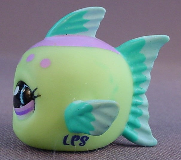 Littlest Pet Shop #2092 Blemished Light Green & Pink Fish With Purple Eyes & Pink Dots, Teal Fins, Sun Shack, LPS, 2007 Hasbro