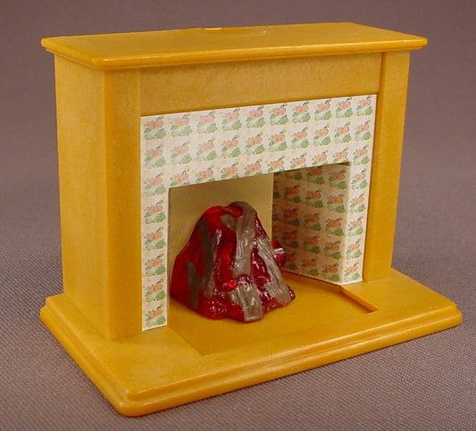 Calico Critters Light Up Glowing Fireplace Sylvanian Family, Dollhouse, 2 1/2 Inches Tall, 3 1/4 Inches Wide, Epoch Co Ltd