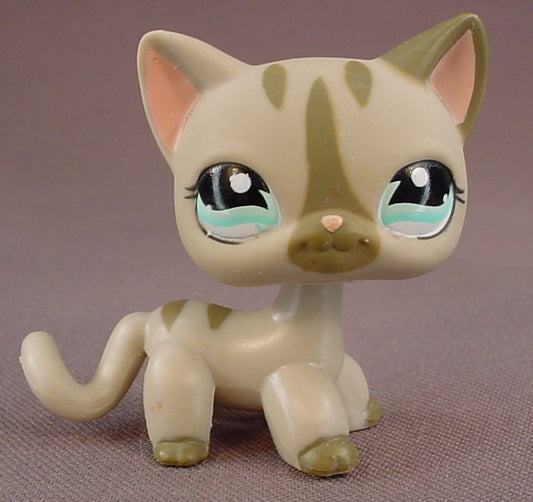Littlest Pet Shop #1206 Gray Brown And Brown Short Hair Kitty Cat Kitten With Aqua Blue Eyes 2009 Hasbro, LPS