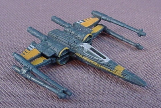 Star Wars Micro Machines Poe's X-Wing Fighter, Poe Dameron Starfighter Assault, X-Wing Dogfight, 2015-2016 Hasbro, The Force Awakens