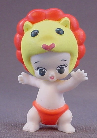 Baby Twozie Lucy Figure With A Yellow & Orange Lion Hat, Season 1, Two Adventurous, 2016-2017 Moose, Twozies, The Head Turns, Doll, T1-021