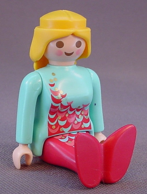 Playmobil Adult Female Mermaid Figure With Dark Pink Fins With Fish Scale Design