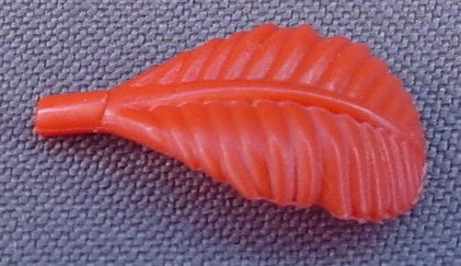 Playmobil Red Slightly Curved Wide Feather, 3382 3750 3799 5345, 30 04 7240
