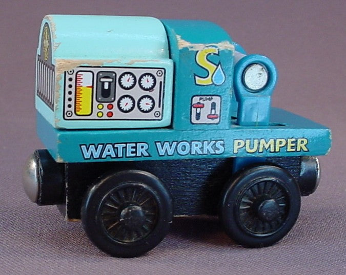 Thomas The Tank Engine Sodor Water Works Water Pumper Wooden Train Car With Magnets At Both Ends, From A Thomas & Friends Wooden Rail Line LC99190, Learning Curve, 2003 To 2005, The Pump Handle Moves Up And Down
