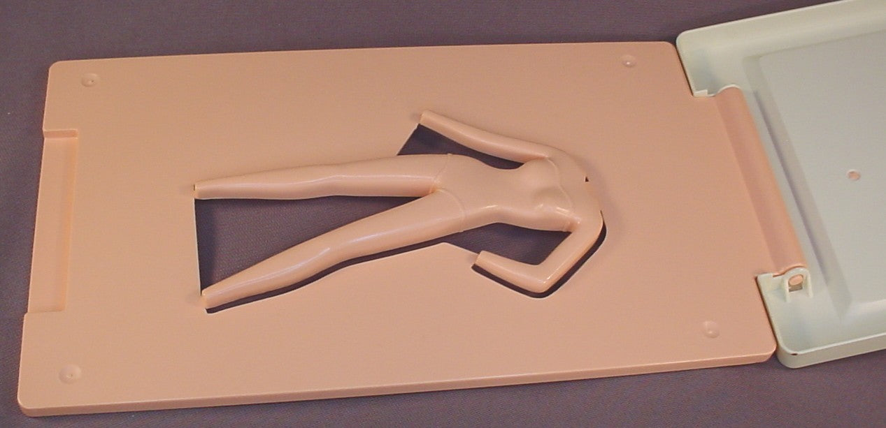 Vintage Tomy 1981 Flip And Fold Fashions Base Plate, Open It And Place Fabric Or Paper  Over The Doll, Close It To Create Fashion Looks, 6 1/4 By 11 1/4 Inches