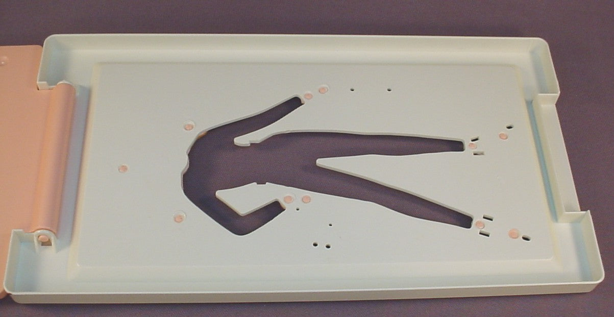 Vintage Tomy 1981 Flip And Fold Fashions Base Plate, Open It And Place Fabric Or Paper  Over The Doll, Close It To Create Fashion Looks, 6 1/4 By 11 1/4 Inches