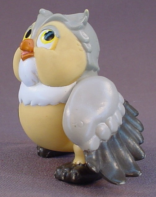 Disney Bambi Movie Friend Owl Figure, The Wings And Legs Move, 2 1/2 Inches Tall, 1988 McDonalds