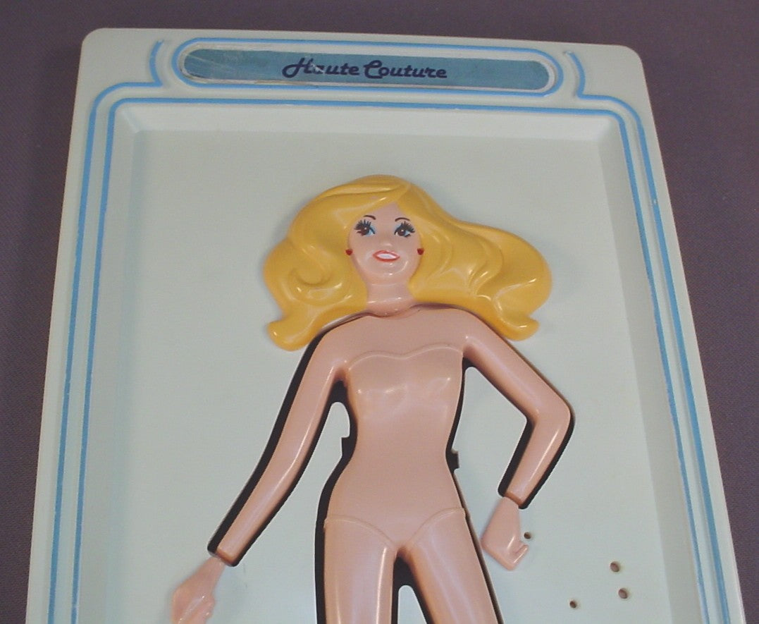 Vintage Tomy 1981 Flip And Fold Fashions Base Plate, Open It And Place Fabric Or Paper  Over The Doll, Close It To Create Fashion Looks, 6 1/4 By 11 1/4 Inches