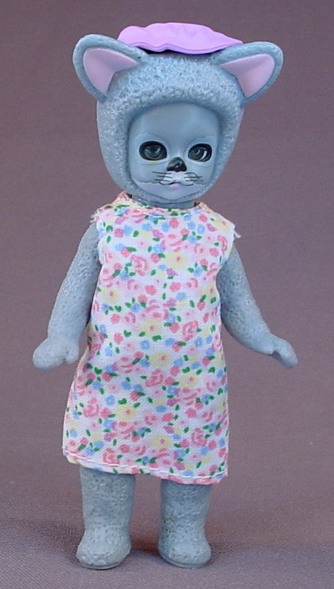 Madame Alexander Wendy As The Big Bad Wolf Story Book Doll, 5 Inches Tall, 2010 McDonalds