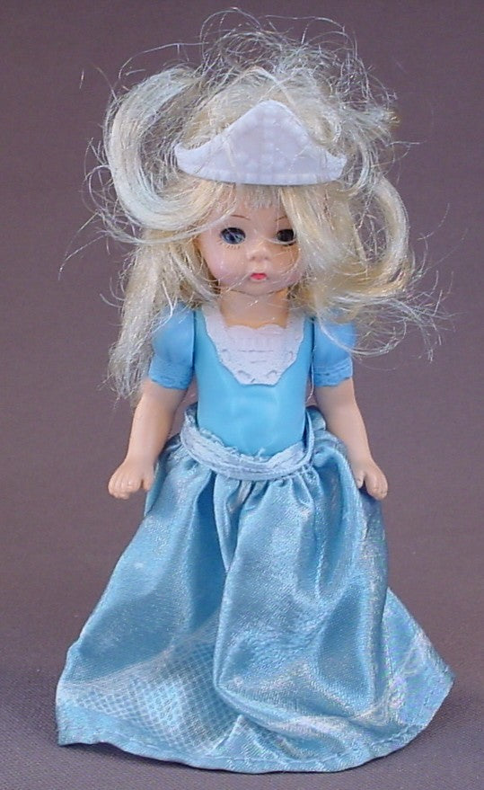 Madame Alexander Disney Cinderella Story Book Doll, 5 Inches Tall, 2010 McDonalds