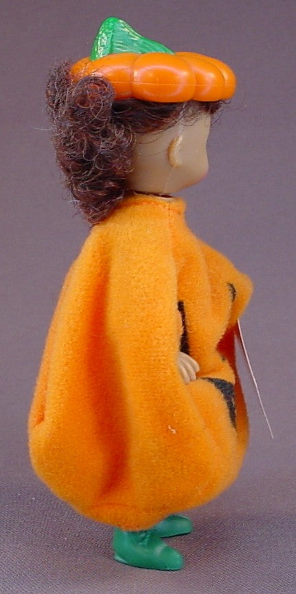 Madame Alexander Halloween Pumpkin Costume Doll With The Paper Tag, 5 Inches Tall, 2003 McDonalds