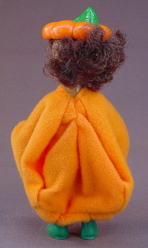 Madame Alexander Halloween Pumpkin Costume Doll With The Paper Tag, 5 Inches Tall, 2003 McDonalds