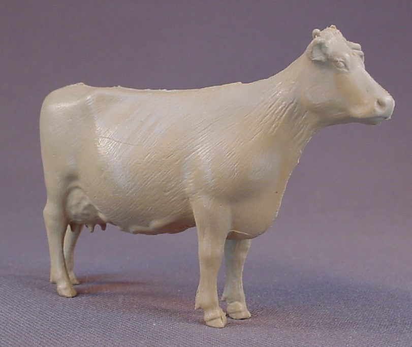 Marx Vintage Prize Livestock Farm Animals, Lot Of 8 Animals, Tan Color, 1950's Or Early 1960's, Louis Marx & Co., 2 American Guernsey Cows, Brown Swiss, Ayrshire, Hereford, American Short Horn, Black Angus, Poland Pig