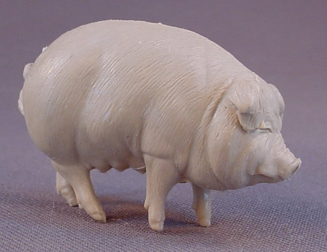 Marx Vintage Prize Livestock Farm Animals, Lot Of 8 Animals, Tan Color, 1950's Or Early 1960's, Louis Marx & Co., 2 American Guernsey Cows, Brown Swiss, Ayrshire, Hereford, American Short Horn, Black Angus, Poland Pig
