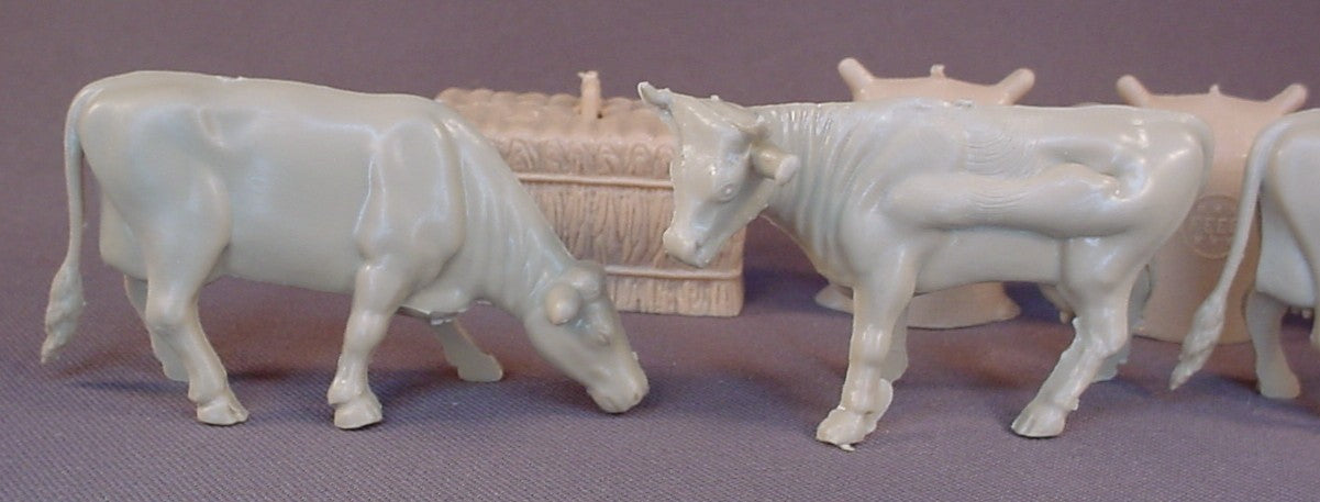 Marx Vintage Farm Animals In Tan And White, 46 Pieces, 1960's Louis Marx & Co.