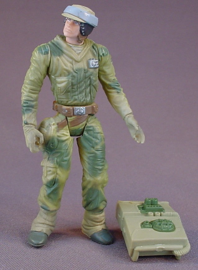 Star Wars Endor Rebel Soldier Action Figure With The Backpack And Blaster Rifle Accessories, 1997 Kenner, LFL, The Power Of The Force, Endor Rebel Commando Or Trooper, 3 3/4 Inches Tall, Star Wars Toy