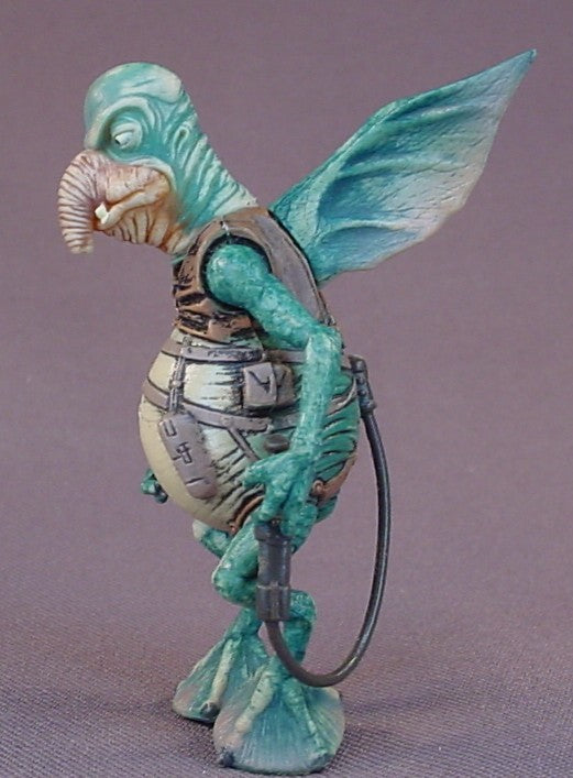 Star Wars Watto Action Figure With The Datapad And Commtech Chip Accessories, 1998 Hasbro, LFL, Episode 1 The Phantom Menace, The Wings Are Removable, The Chip Doubles As A Stand, Data Pad, 3 Inches Tall