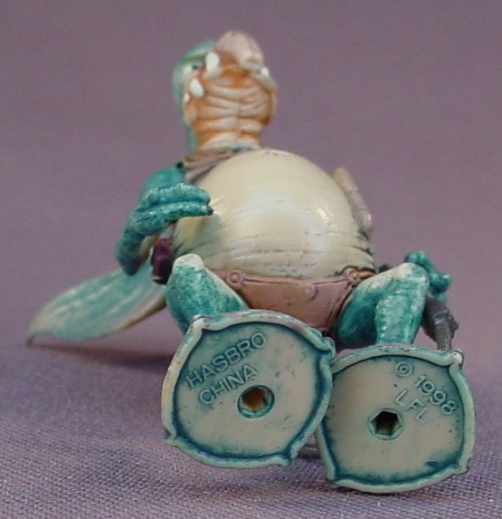 Star Wars Watto Action Figure With The Datapad And Commtech Chip Accessories, 1998 Hasbro, LFL, Episode 1 The Phantom Menace, The Wings Are Removable, The Chip Doubles As A Stand, Data Pad, 3 Inches Tall