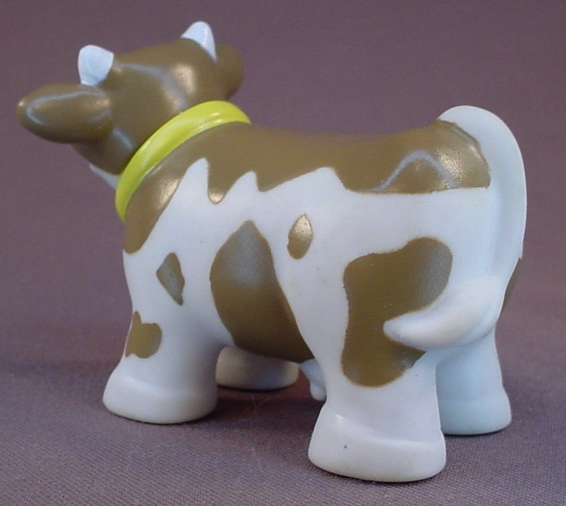 Toys R Us Exclusive Farm Brown And White Cow Figure Toy, 1997 TRG&G, 3 1/2 Inches Tall, The Head Swivels, Farm Animal Toy