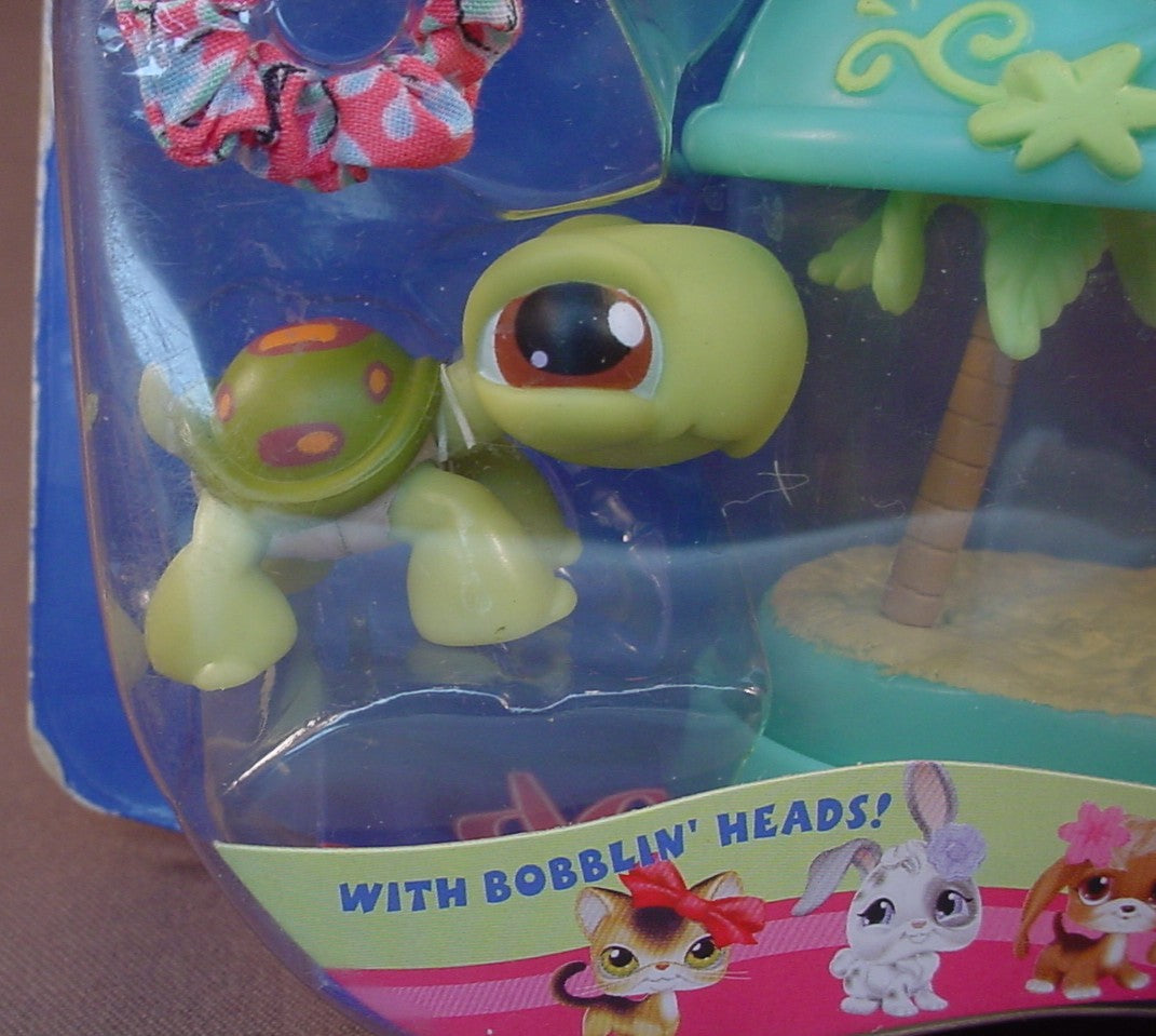 Littlest Pet Shop #8 Green Frog With Terrarium In The Original Sealed Package, The Package Has Some Wear, 2004 Hasbro, Portable Pets, LPS