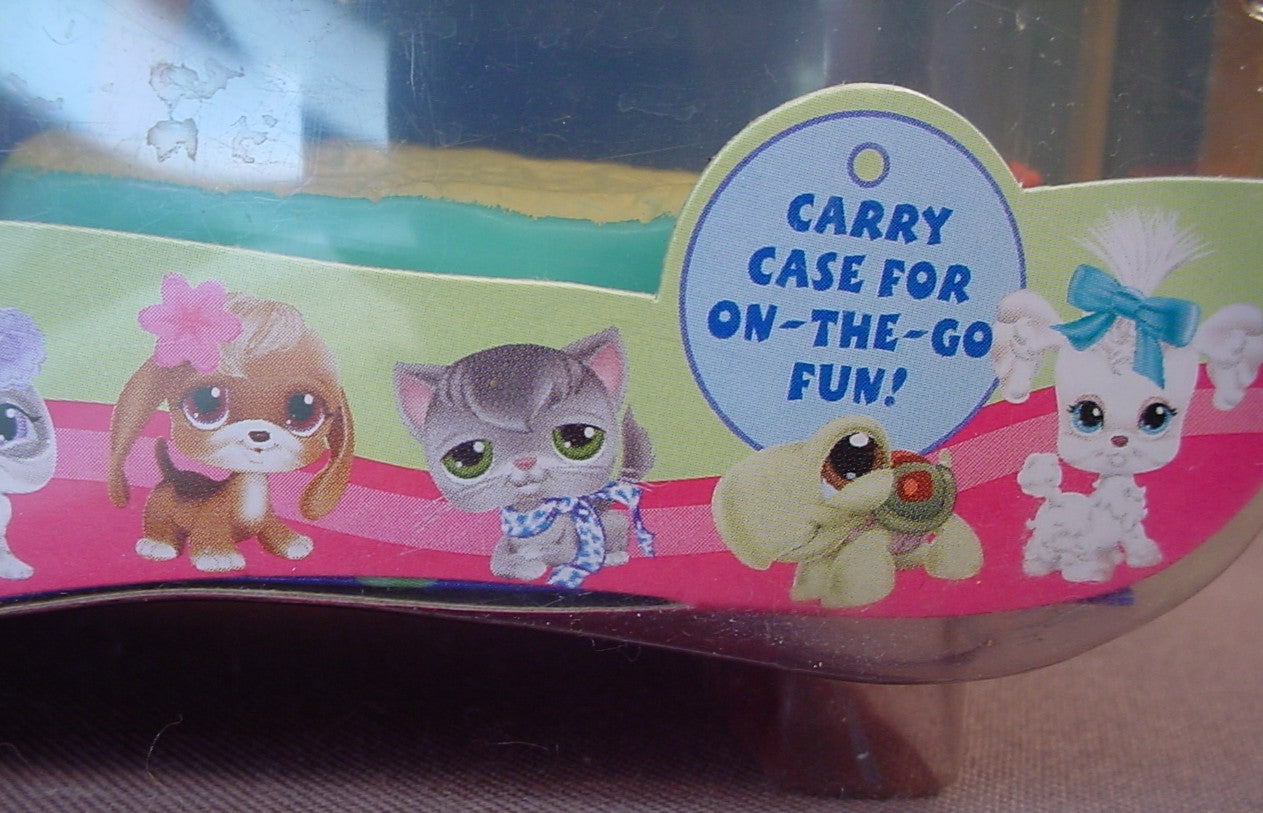 Littlest Pet Shop #8 Green Frog With Terrarium In The Original Sealed Package, The Package Has Some Wear, 2004 Hasbro, Portable Pets, LPS