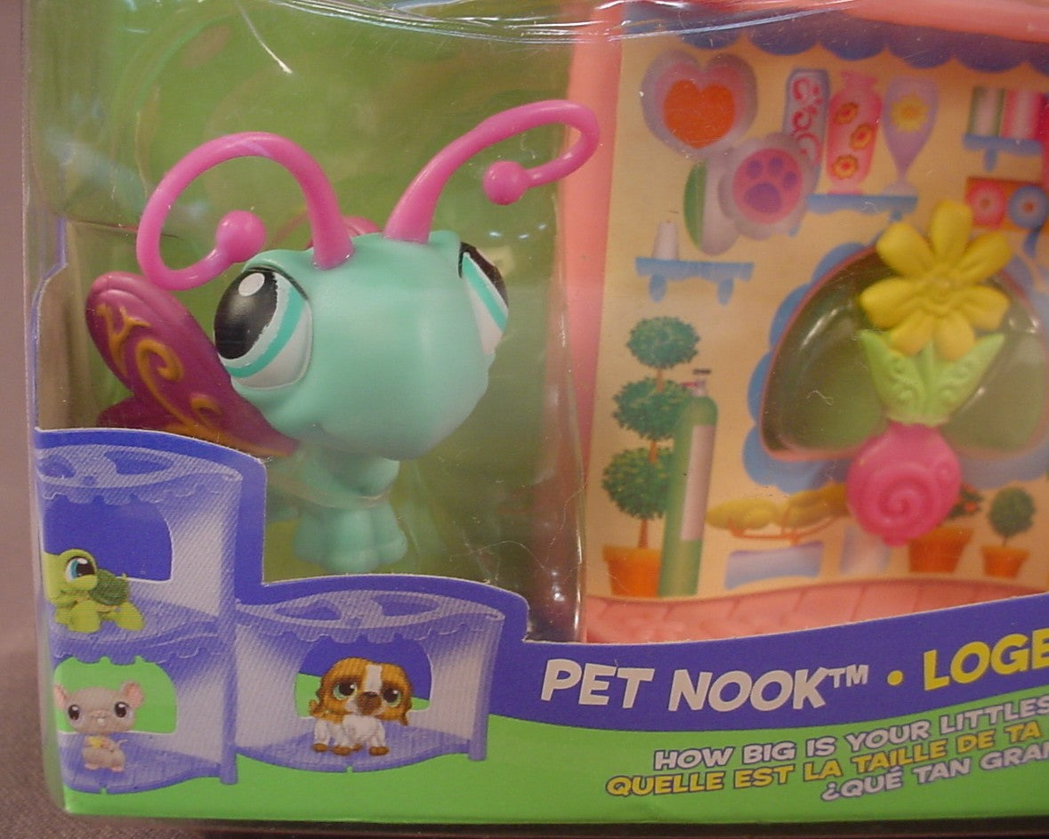 Littlest Pet Shop #355 Blue Butterfly With The Display & Play Pet Nook In The Original Sealed Package, Squeaky Clean Pets, 2007 Hasbro