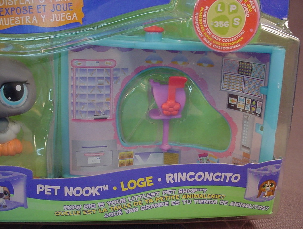 Littlest Pet Shop #356 Gray Pigeon Bird With The Display & Play Pet Nook In The Original Sealed Package, Playground Pets, 2007 Hasbro