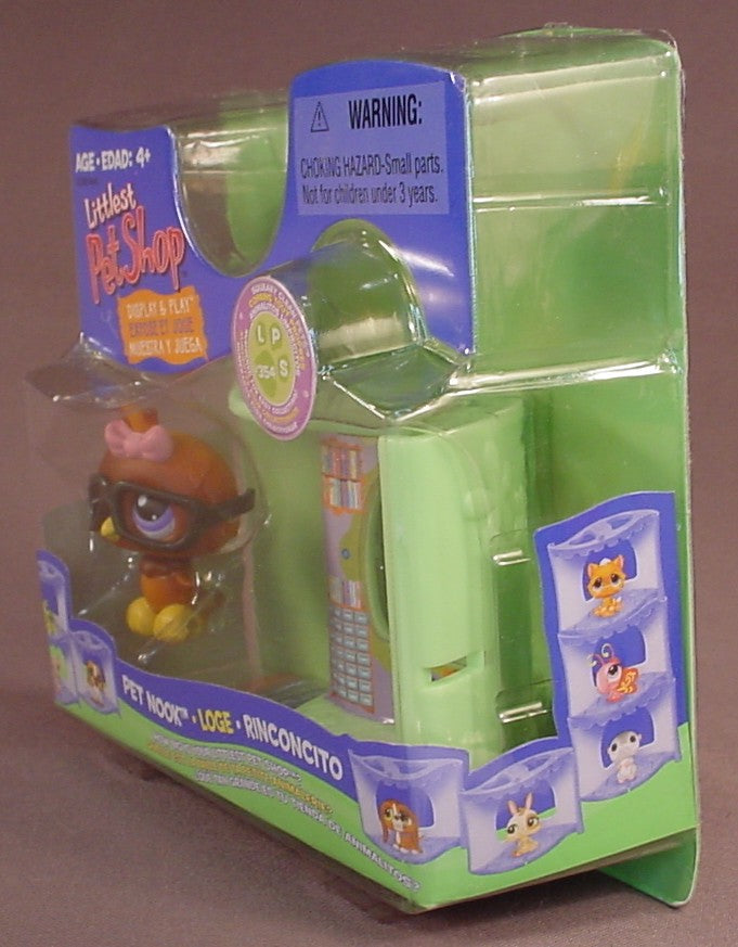 Littlest Pet Shop #354 Brown Owl Bird With The Display & Play Pet Nook In The Original Sealed Package, Squeaky Clean Pets, 2007 Hasbro