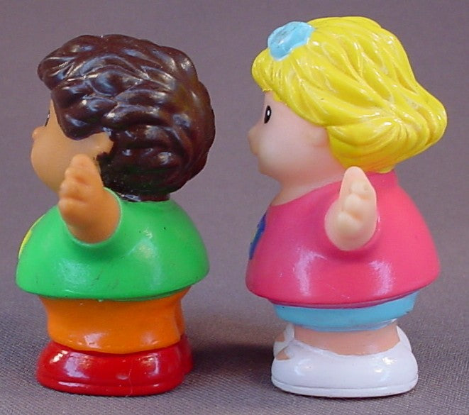Shelcore Pair Of Little People Figures, 2000 Shelcore, 2 3/8 Inches Tall, Similar To Fisher Price Little People