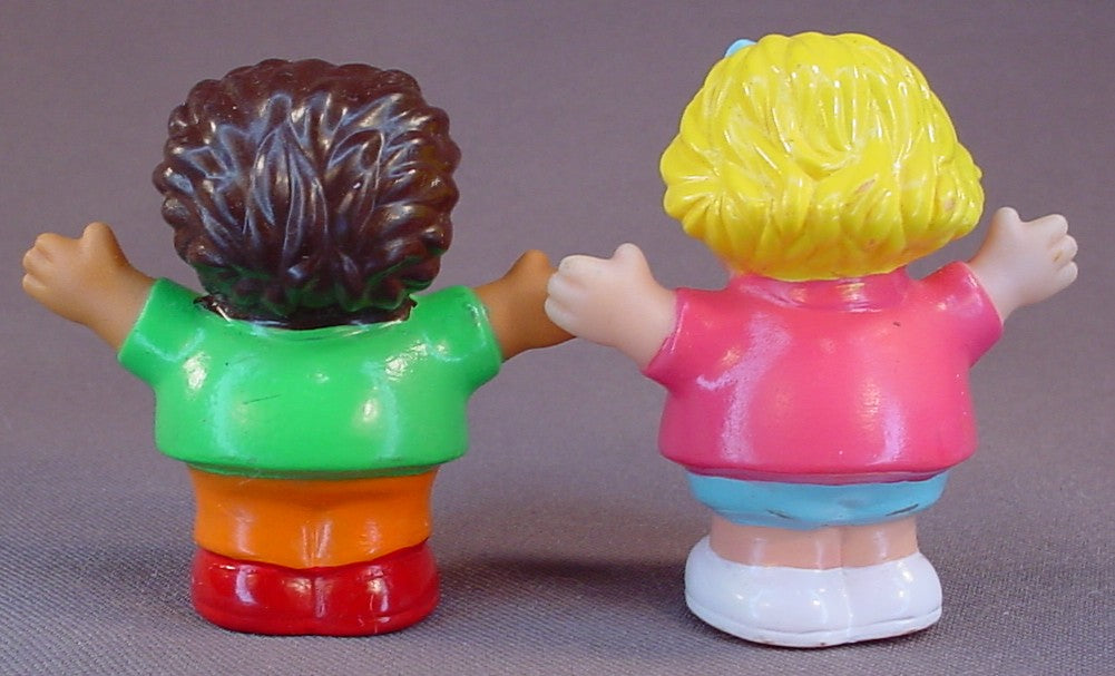 Shelcore Pair Of Little People Figures, 2000 Shelcore, 2 3/8 Inches Tall, Similar To Fisher Price Little People
