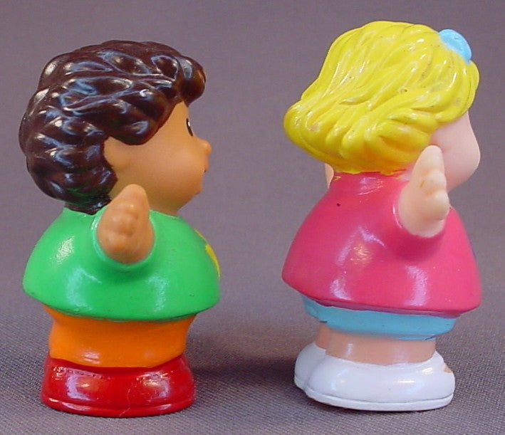 Shelcore Pair Of Little People Figures, 2000 Shelcore, 2 3/8 Inches Tall, Similar To Fisher Price Little People