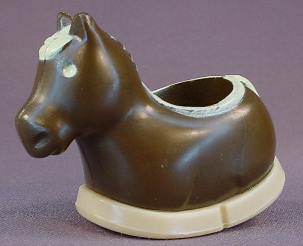 Tree Tots Treehouse Dark Brown Horse From A Royal Castle Coach Or Carriage Set, The People Fit Inside The Horse, The Horse Is Called Pepper, Also A Part Of The Mysterious Pumpkin Set, 1977 Kenner, Vintage Toy