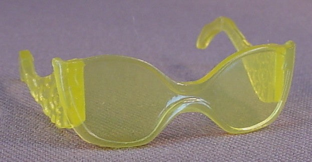 Monster High Yellow Sunglasses For A Gloom Beach Clawdeen Wolf Doll, 2024 Mattel