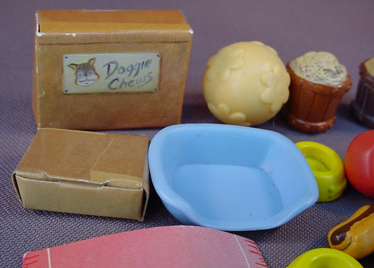 Snubbies Lot Of Accessories From Various Sets, Toy Quest, Includes Parts From These Sets: Cozy Cottage, Doggie Daycare, Doggie Mansion, Nina's Hot Dog House