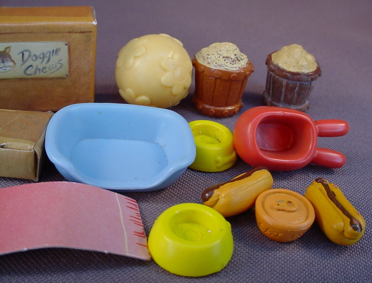 Snubbies Lot Of Accessories From Various Sets, Toy Quest, Includes Parts From These Sets: Cozy Cottage, Doggie Daycare, Doggie Mansion, Nina's Hot Dog House