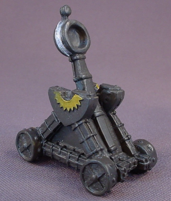 Safari Ltd PVC Catapult, 2005, Knights And Dragon Set, 2 1/4 Inches Tall