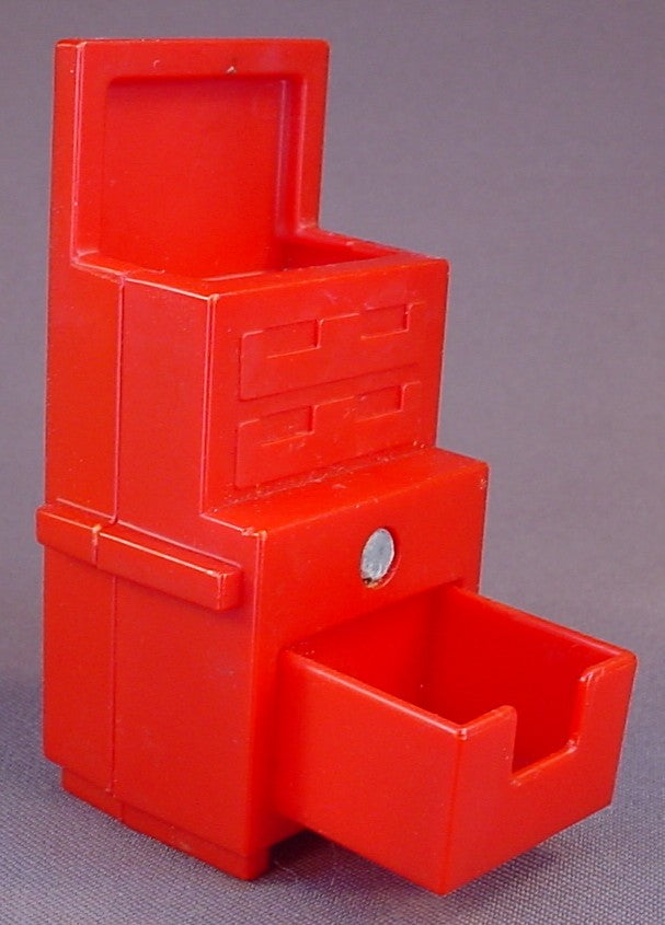 GM Service School Graduate Mr Goodwrench Plastic Tool Box, Vintage, 3 3/4 Inches Tall, Does Not Have The Paper Litho, 1980's Or 1990's