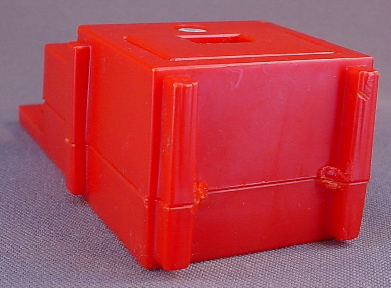 GM Service School Graduate Mr Goodwrench Plastic Tool Box, Vintage, 3 3/4 Inches Tall, Does Not Have The Paper Litho, 1980's Or 1990's