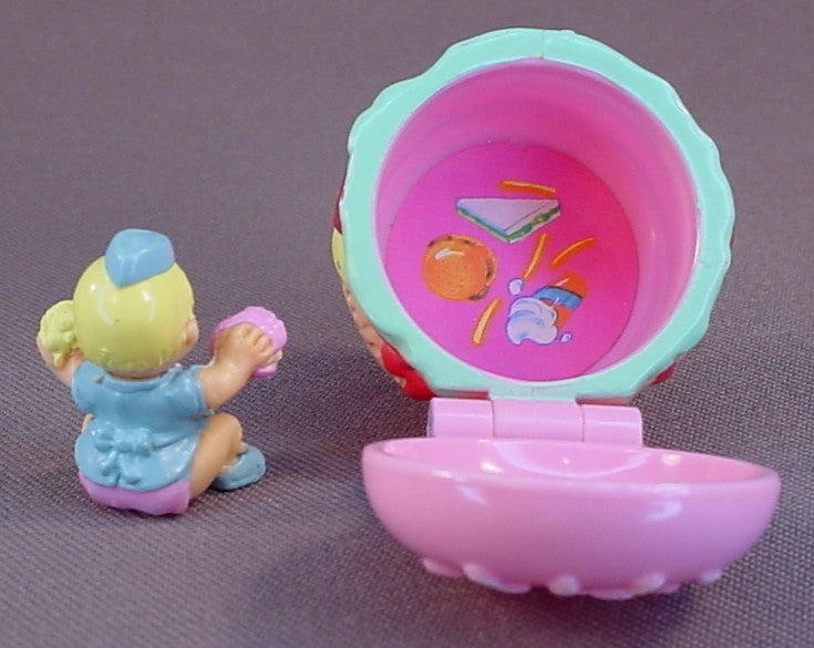 Mimi And The Go Goos Mini Polly Pocket Style Hamburger And The Scoffy Doll Or Figure, 1994 Blue Bird Toys, Mattel, The Hamburger Is About 1 1/4 Inches Tall, The Doll Is 1 Inch Tall, The Head Swivels, Bluebird, Vintage, Figurine