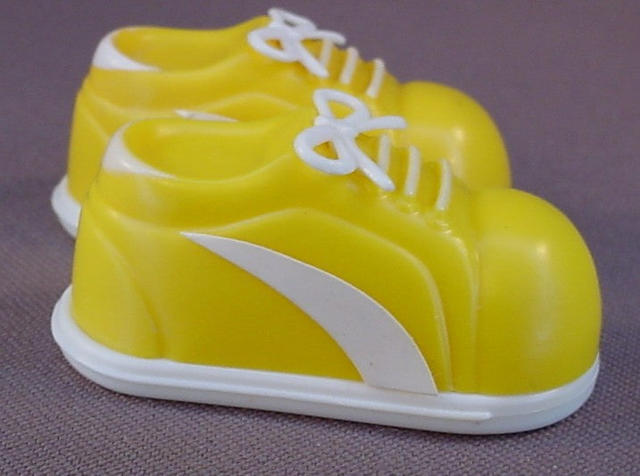 Wind-Up Walking Sneakers, Pair Of Wind Up Walking Shoes, The Shoes Are 2 Inches Long, Novelty Toy, Have Been Tested, Some People Have Said They Are Made By Tomy But I Can't Verify That