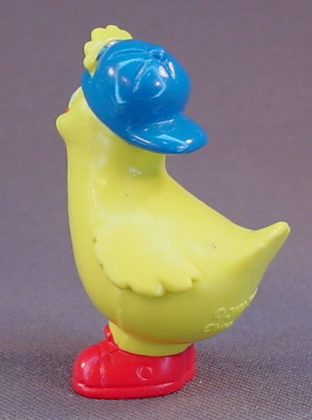 Topps Yellow Chick Wearing A Backwards Baseball Hat Or Cap PVC Figure, Chicken, Duck, 2 Inches Tall Pencil Topper, 2001 Topps