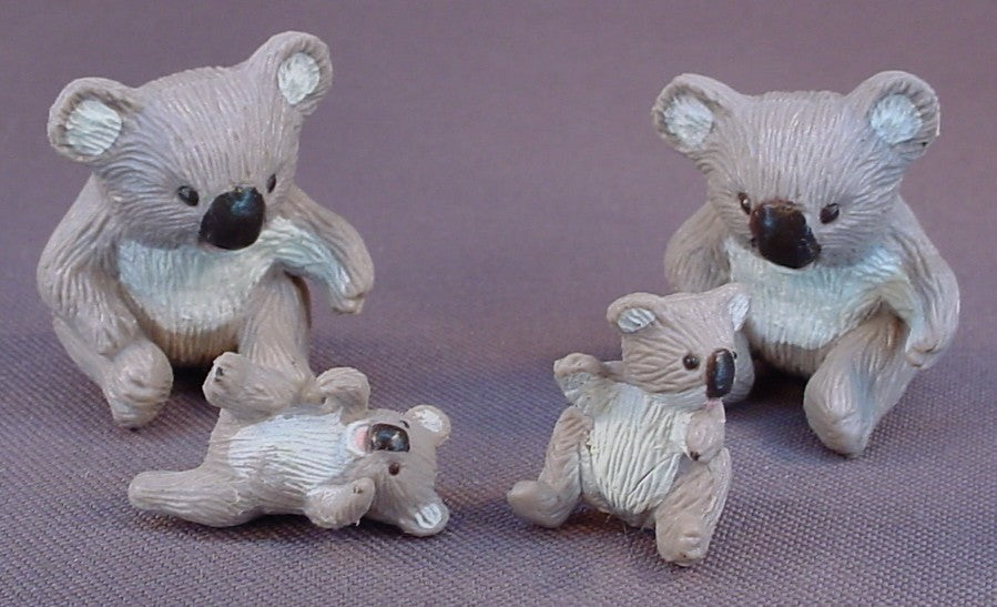 Puppy In My Pocket, Koala Bear Family, #7 Katie, Set Of 2 Mother Animal Figures And 2 Different Baby Koala Figures, Baby Surprise, Jungle In My Pocket, Vintage, 1996 M.E.G.