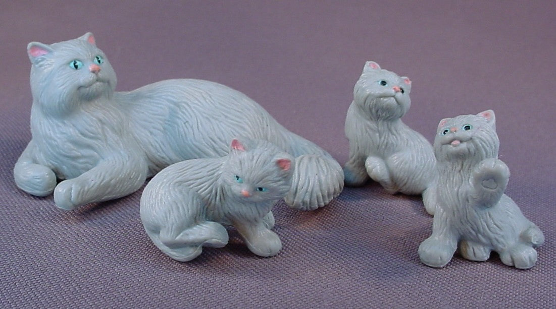 Kitty In My Pocket #54 Jenny Gray Persian Cat Family, Mother And 3 Kittens, Vintage, Puppy In My Pocket, 1995 M.E.G.