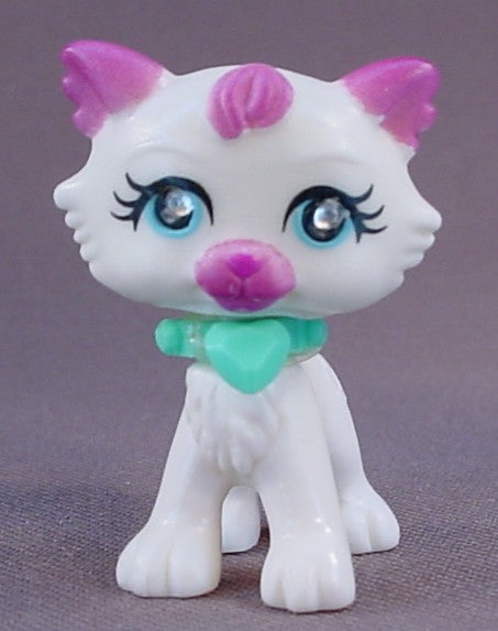 Polly Pocket Sparklin' Pets #55 White Kitty Cat With A Blue Collar, From A Sparklin' Pets Spa Playset #N1695, 2008 Mattel