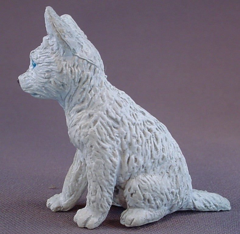 AAA Sitting White Wolf Cub PVC Figure, 2 1/2 Inches Tall, #55007, Vintage, 1990S