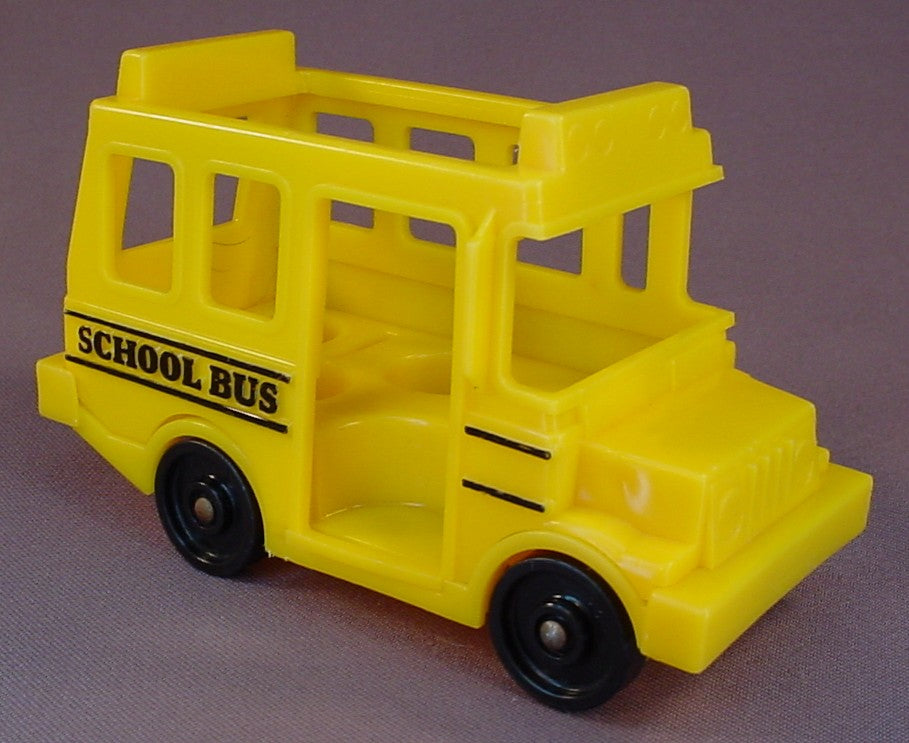 Fisher Price Vintage Yellow 4 Seat School Bus, 2550 Little People School, 4 Seater, LP