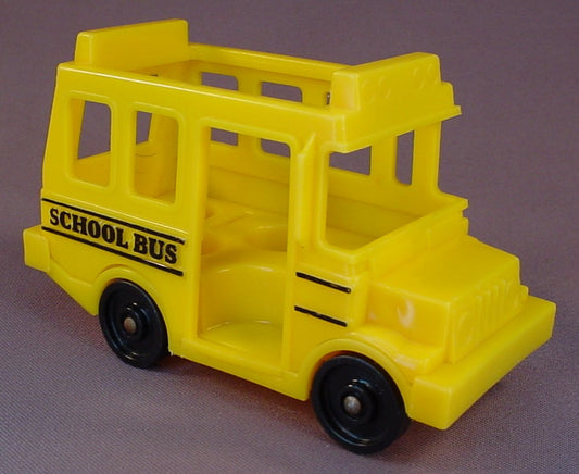 Fisher Price Vintage Yellow 4 Seat School Bus, 2550 Little People School, 4 Seater, LP