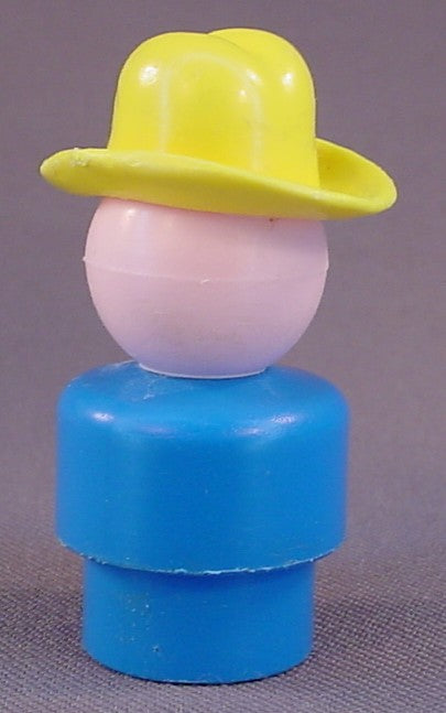 Fisher Price Vintage Farmer Boy In Yellow Hat, Blue Body, 915 Farm, Little People LP